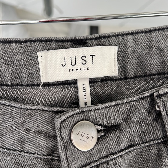 Just Female Jo Jeans, New Without Tags - mid rise size 28 - Picture 6 of 9